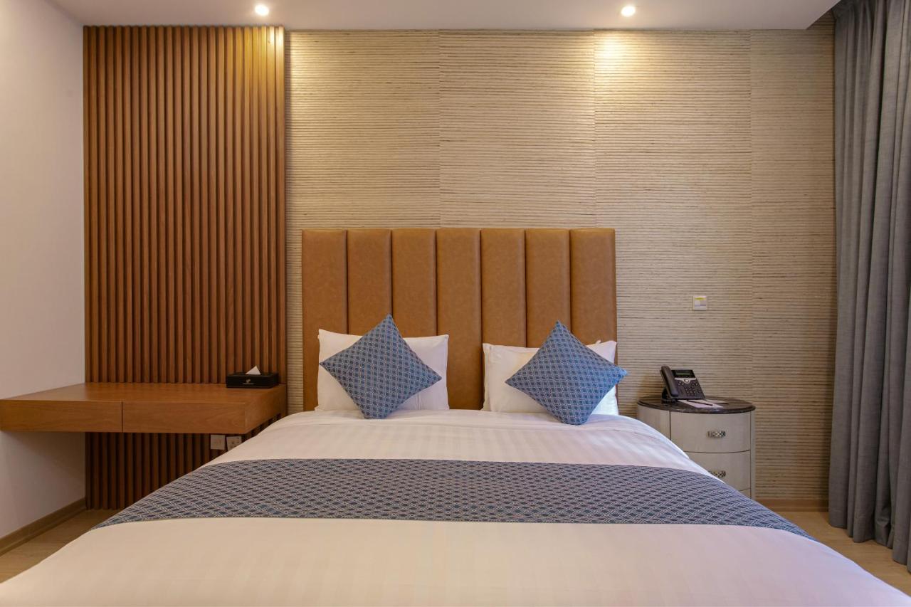 Sarwat Park Hotel Riyadh-Diplomatic Quarter فندق سروات بارك الرياض-حي السفارات المظهر الخارجي الصورة