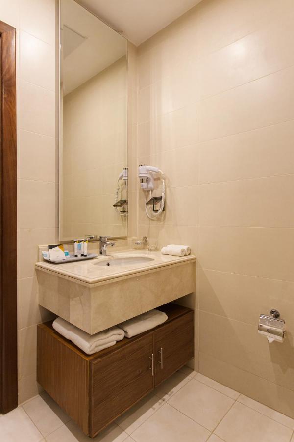 Sarwat Park Hotel Riyadh-Diplomatic Quarter فندق سروات بارك الرياض-حي السفارات المظهر الخارجي الصورة